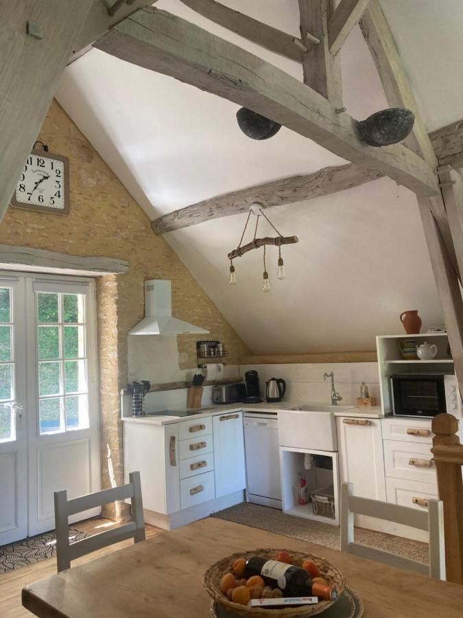 Logis Des 4 Fees Et Son Bain Nordique Villa Sainte-Nathalene Bagian luar foto