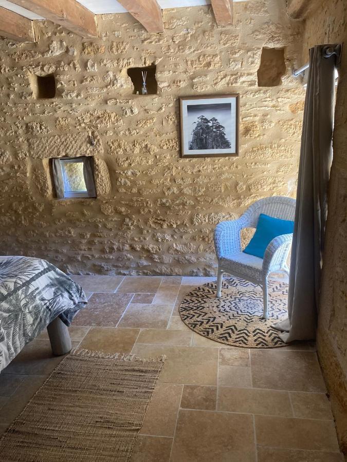 Logis Des 4 Fees Et Son Bain Nordique Villa Sainte-Nathalene Bagian luar foto