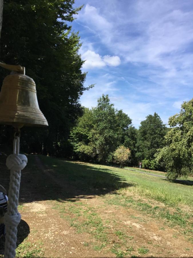 Logis Des 4 Fees Et Son Bain Nordique Villa Sainte-Nathalene Bagian luar foto